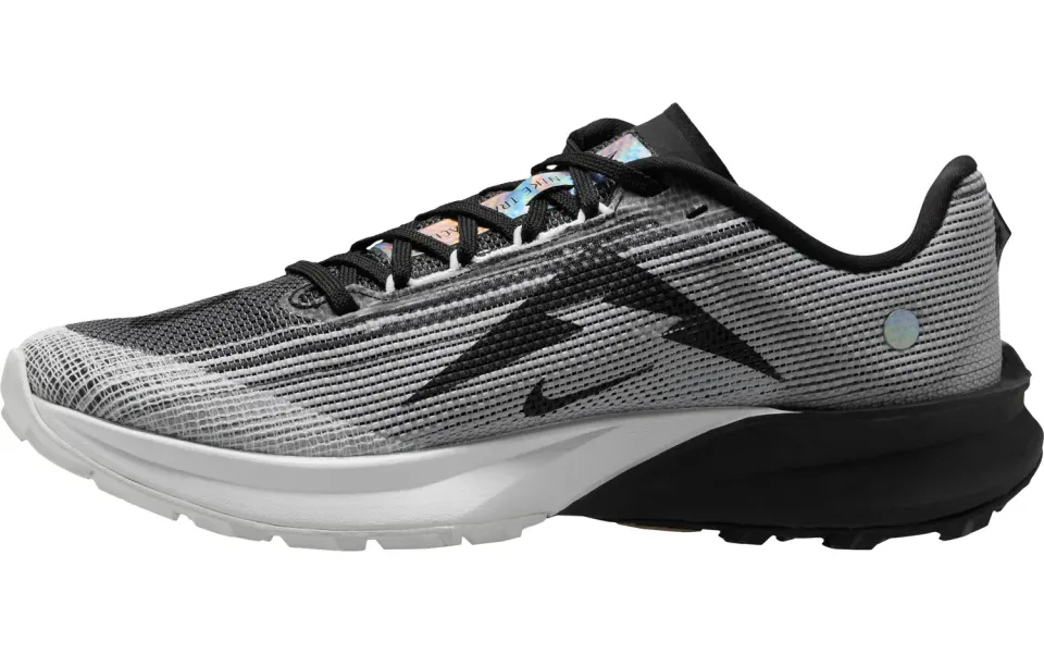 Nike Kiger 10 scarpe trail running uomo 44.5 EU