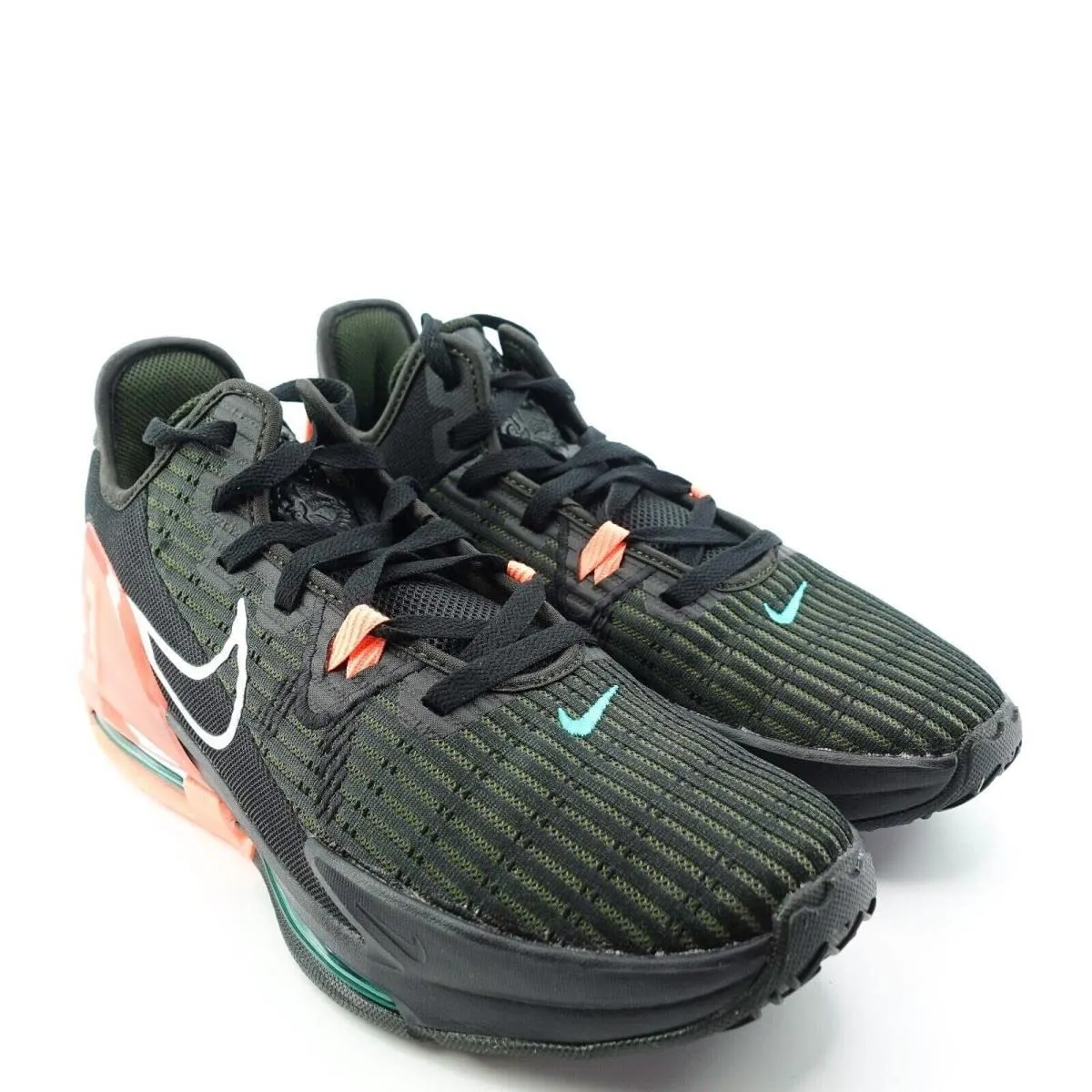 Nike LeBron Witness 6 scarpe basket 44.5 EU nero