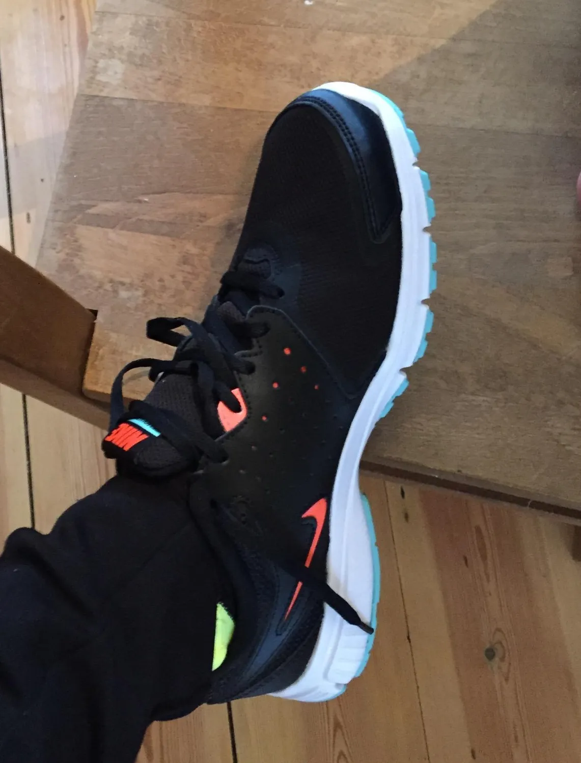Nike Revolution scarpe running donna mesh traspirante