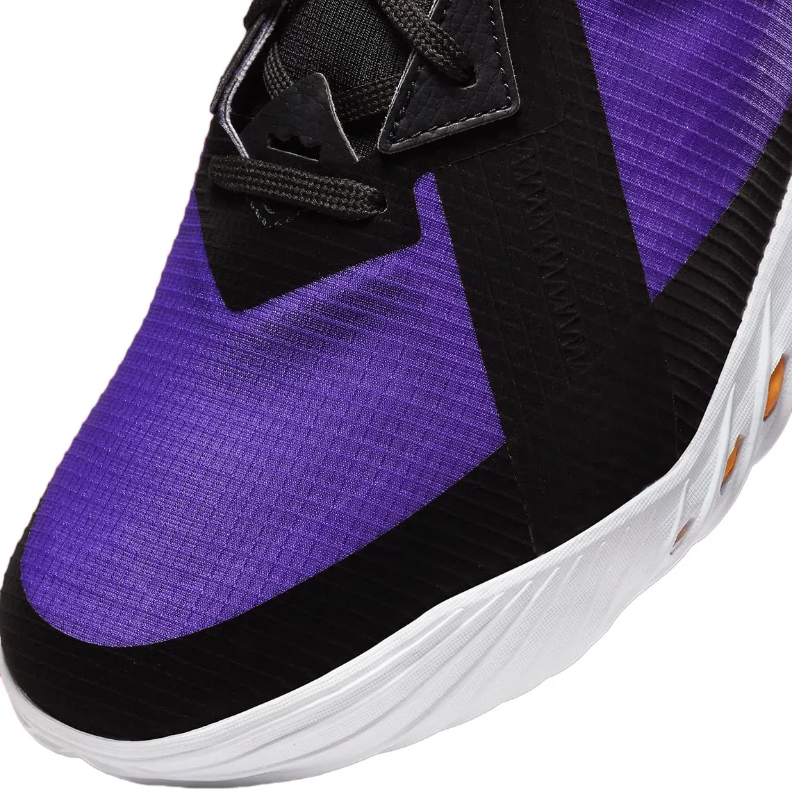 Nike LeBron 18 Low CV7562-100 scarpe basket 45 EU nero