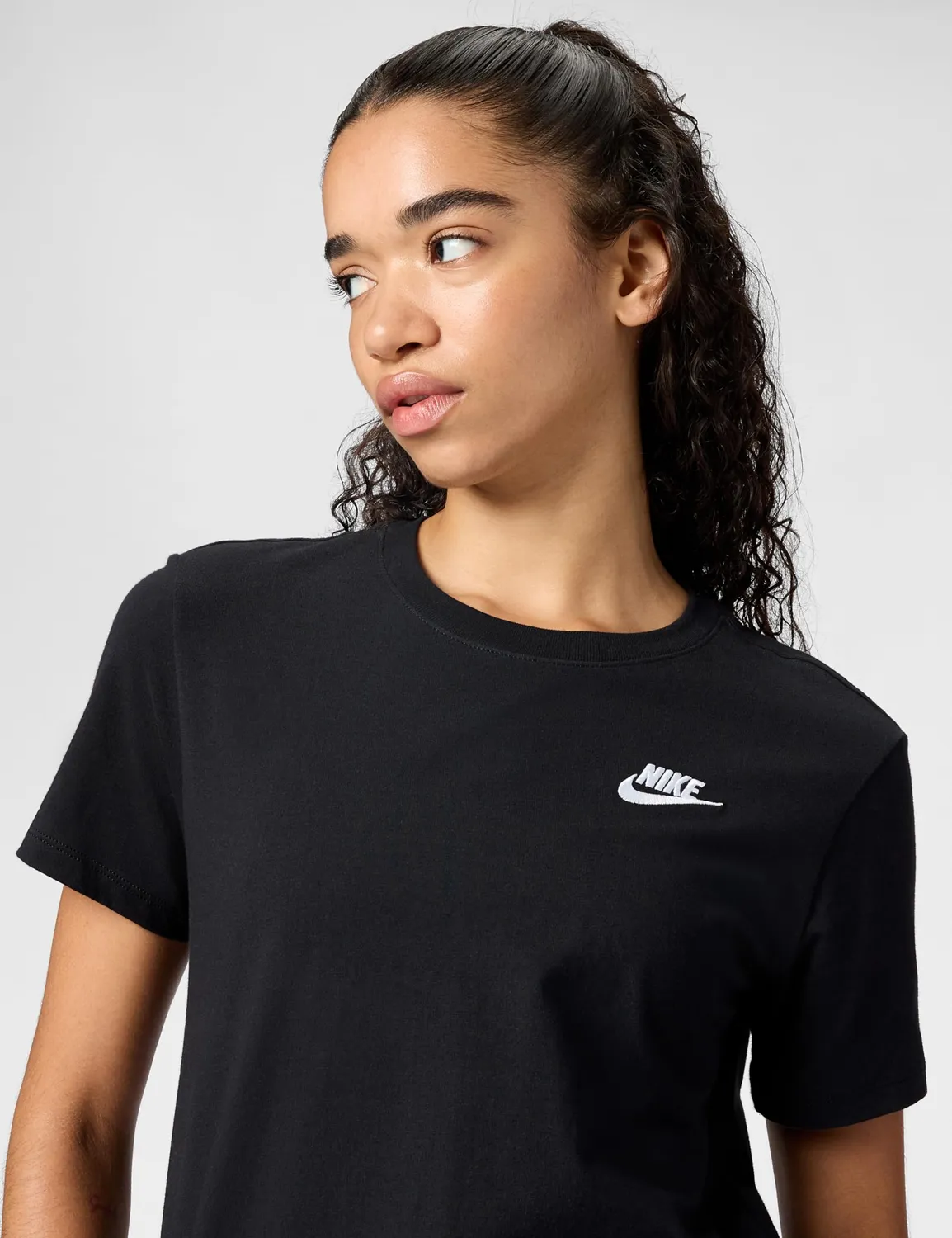 Nike NSW Club t-shirt uomo bianca L
