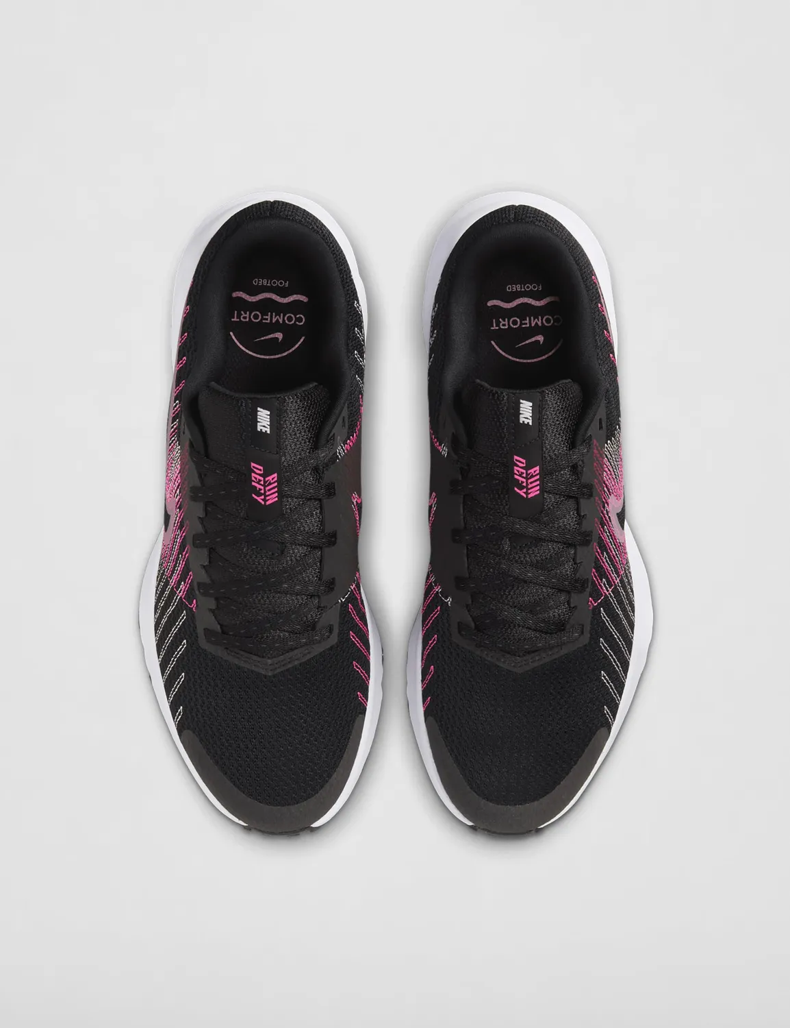 Nike Run Defy scarpe running donna bianco nero traspiranti