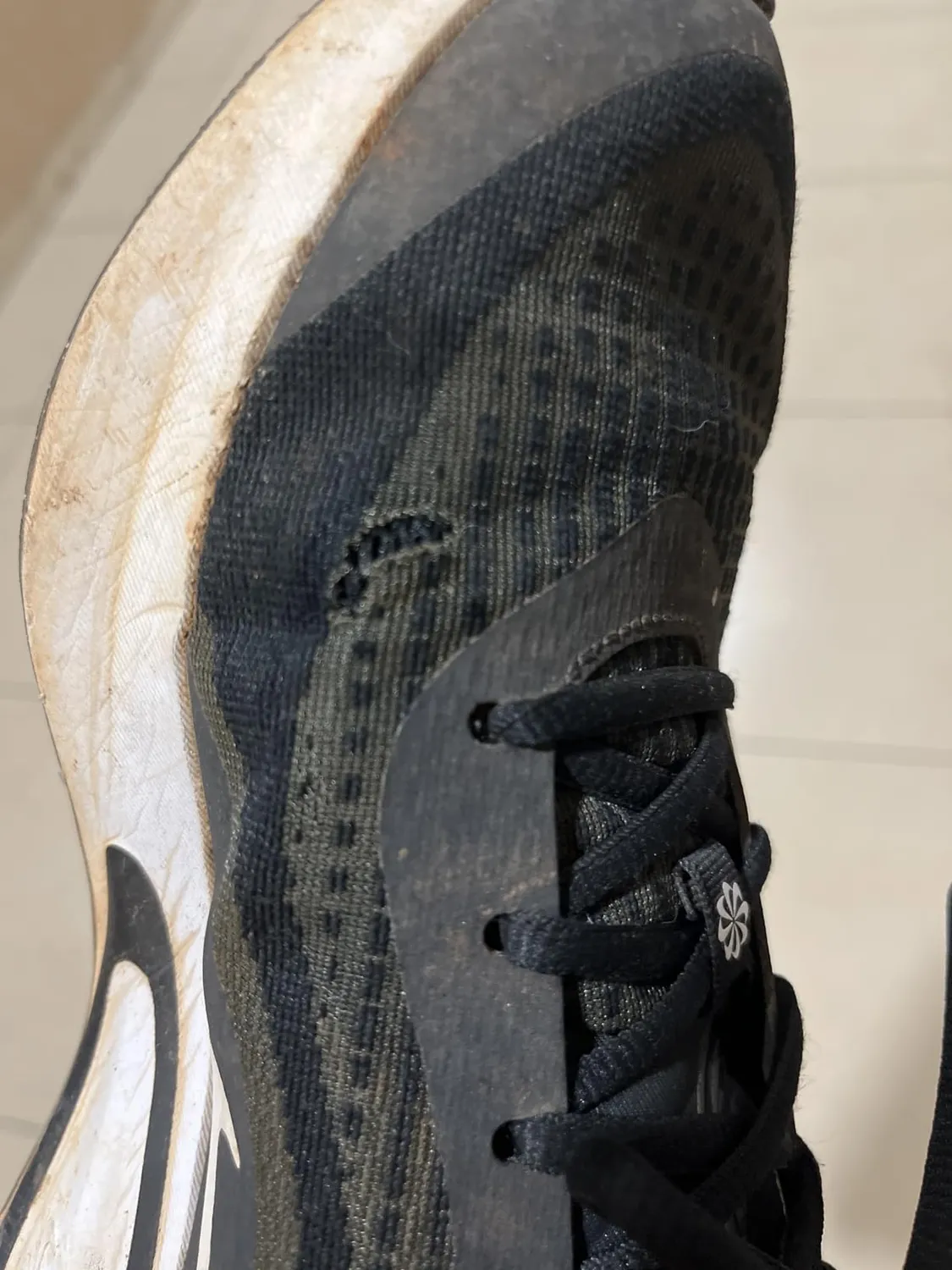 Nike Journey Run scarpe running donna nero ammortizzate