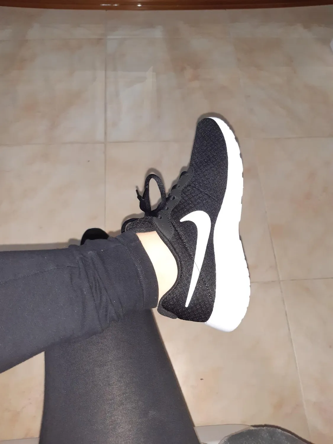 Nike Tanjun 812655-203 scarpe donna 40 EU nere